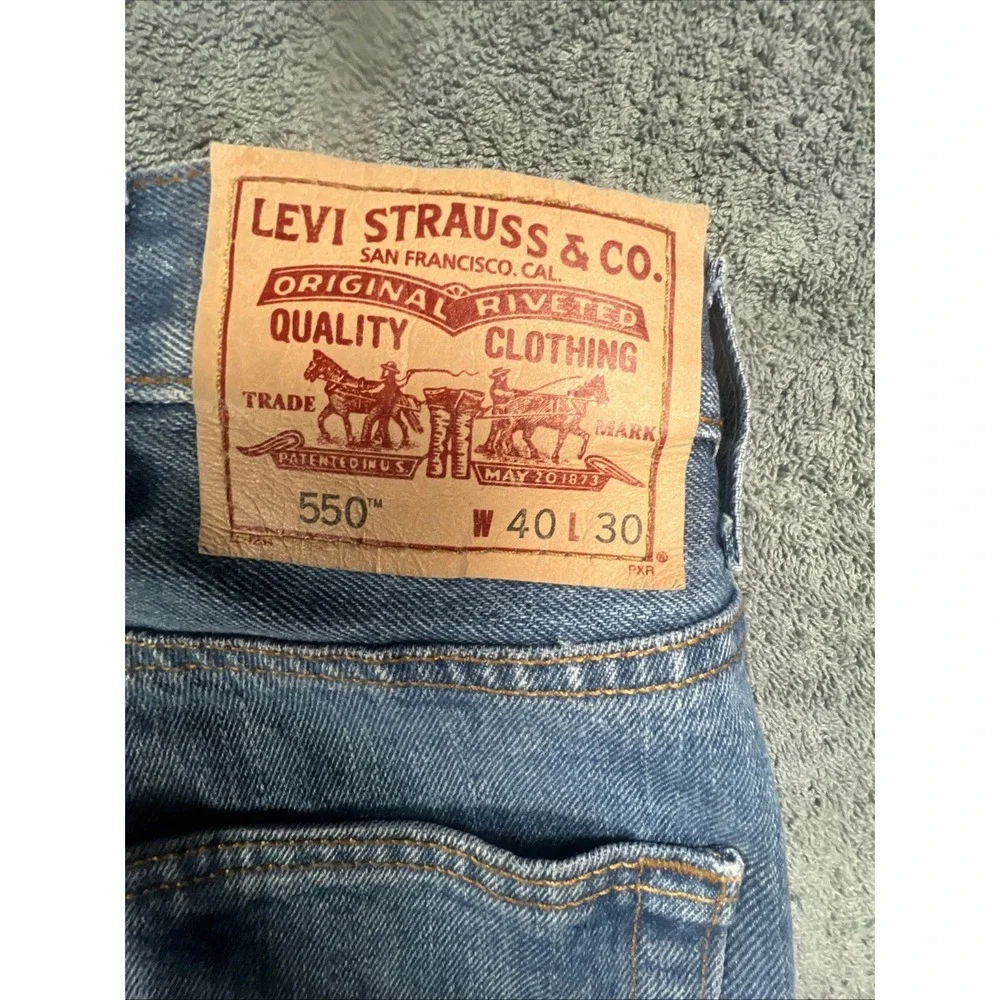 Levis Jeans Mens 40x30 Blue 550‎ Relaxed Straight Fit Denim 100% Cotton